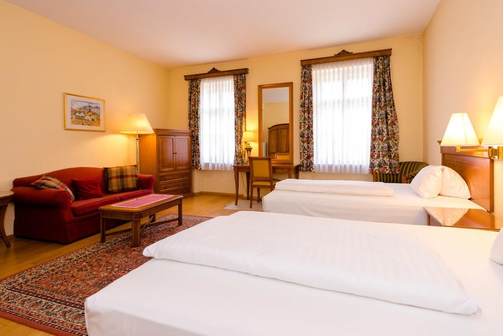 Landhotel Groggerhof Obdach ภายนอก รูปภาพ