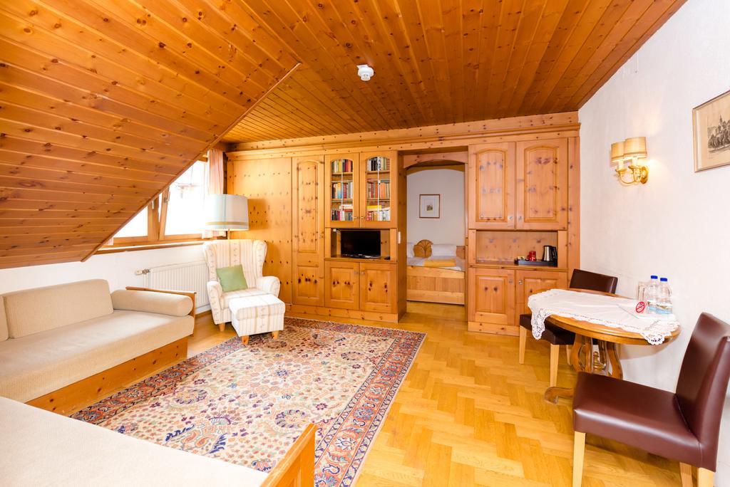 Landhotel Groggerhof Obdach ภายนอก รูปภาพ