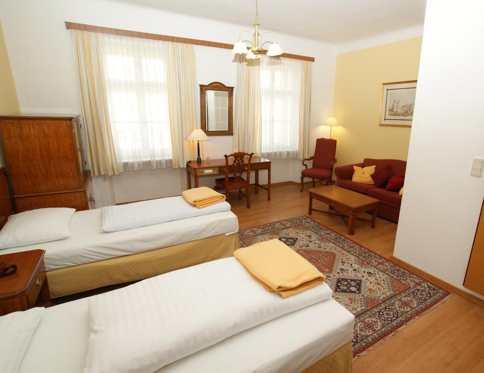 Landhotel Groggerhof Obdach ภายนอก รูปภาพ